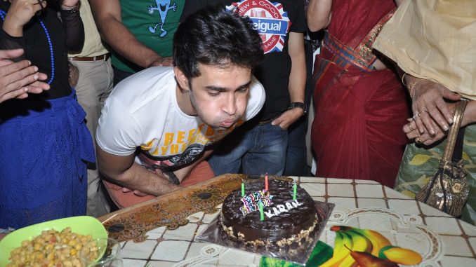 Karan Sharma celebrated his Birthday with a Bash Karan Sharma celebrated his Birthday with a Bash